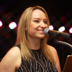 Tara - lead vocalist Tara - lead vocalist for Retrospect Band